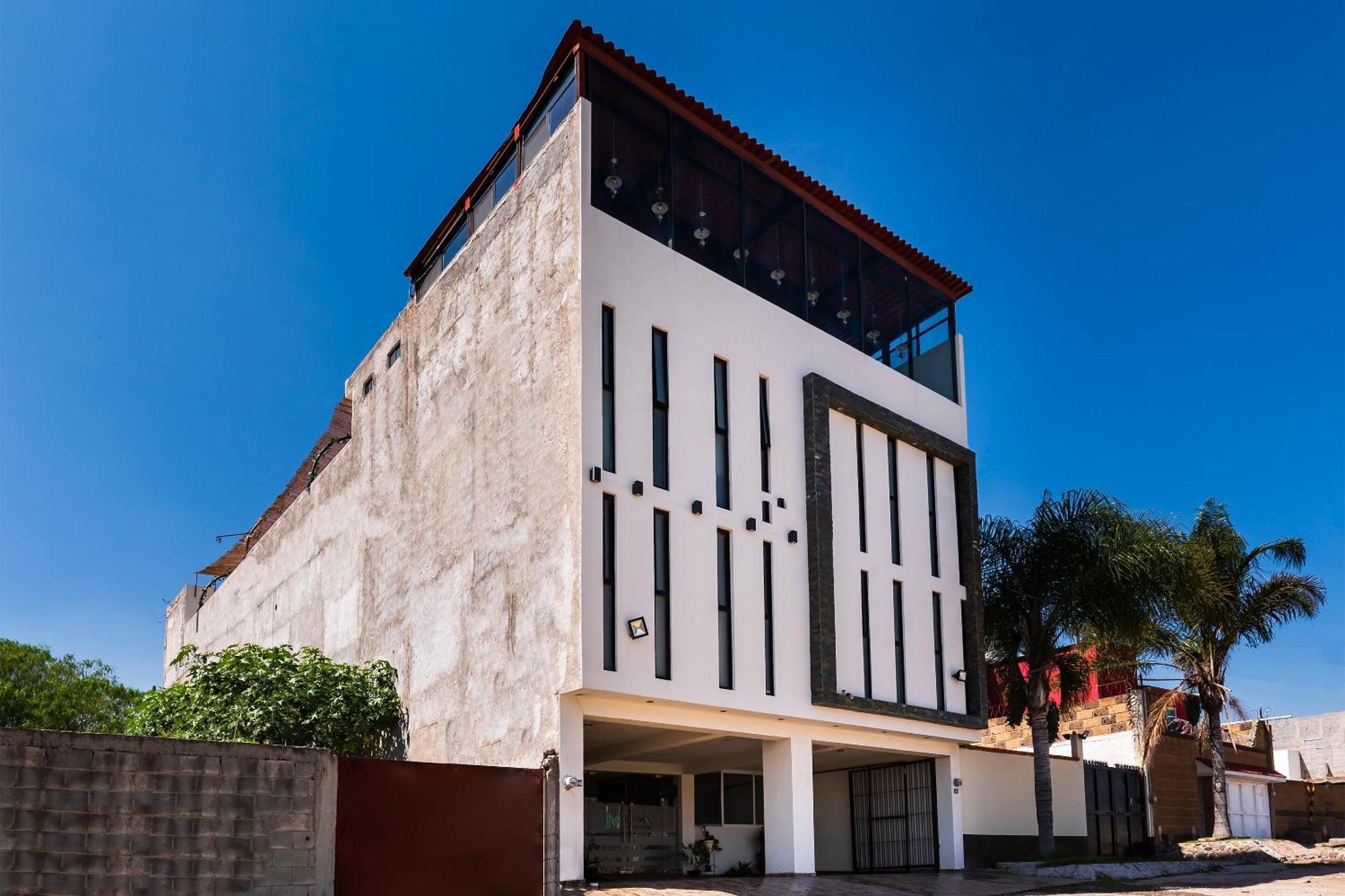 Capital O Hotel Joyma Suites, San Luis San Luis Potosi Bagian luar foto
